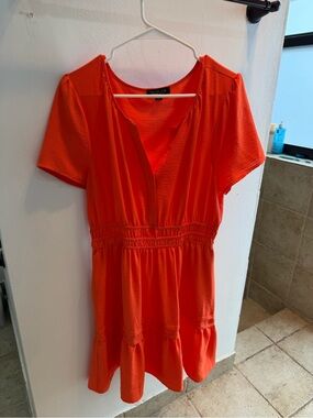Rachel Zoe Vibrant Orange Short Sleeve Midi Dress